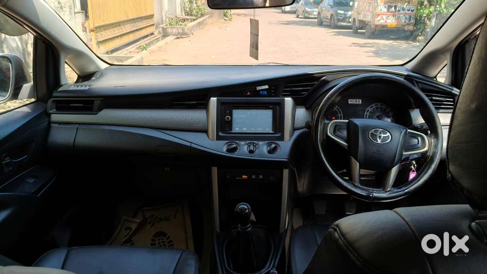 Toyota Innova Crysta 2.4 G Mt, 2017, Diesel
