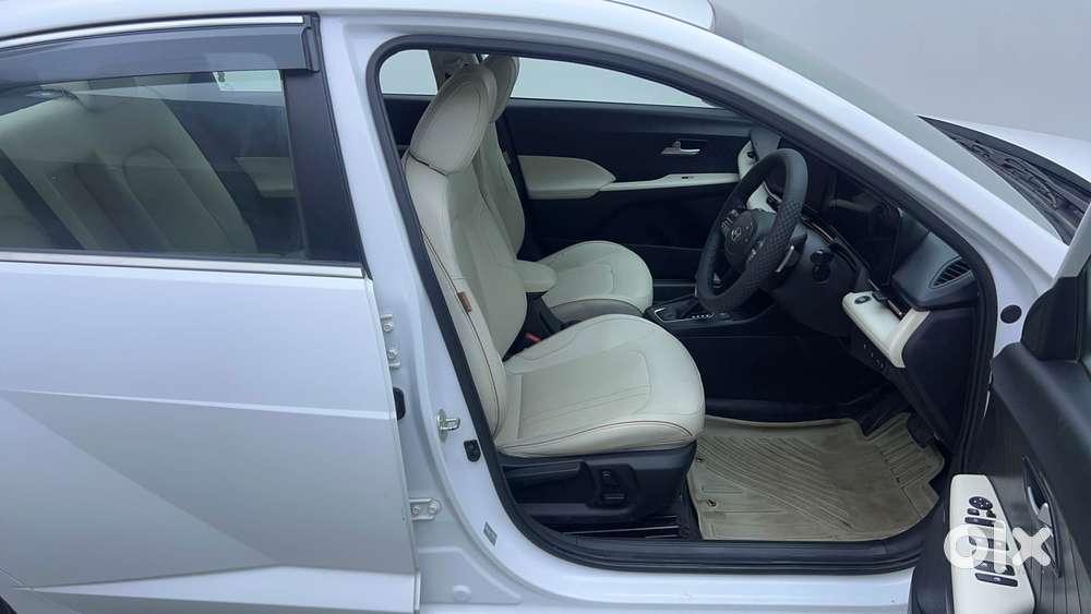 Hyundai Verna 1.5 Sx (o) Vtvt Ivt, 2023, Petrol