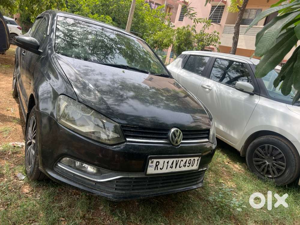 Volkswagen Polo Petrol 2016 Car