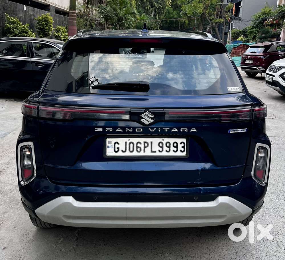 Maruti Suzuki Grand Vitara 1.5 Alpha Smart Hybrid At, 2023, Petrol