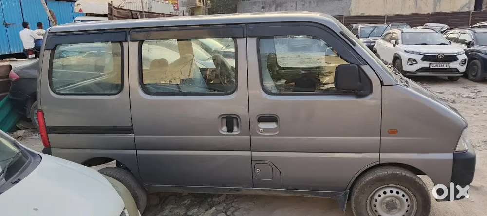 Maruti Suzuki Eeco 2025 Cng & Hybrids 20000 Km Driven