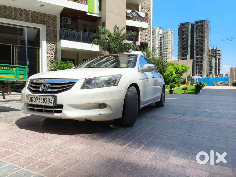 2011 Honda Accord Petrol Cng Automatic Sunroof
