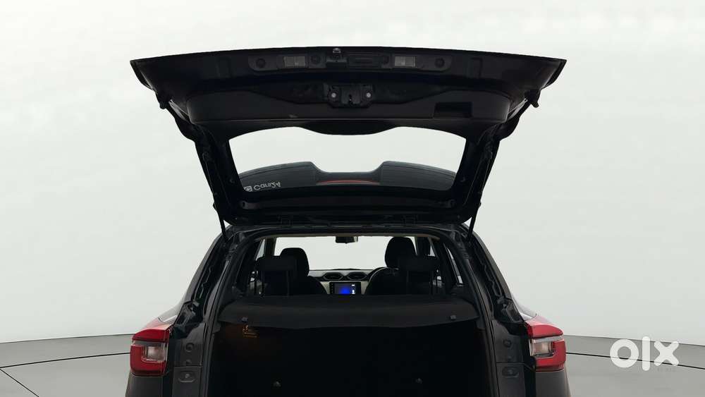 Nissan Magnite 1.0 Xv, 2023, Petrol