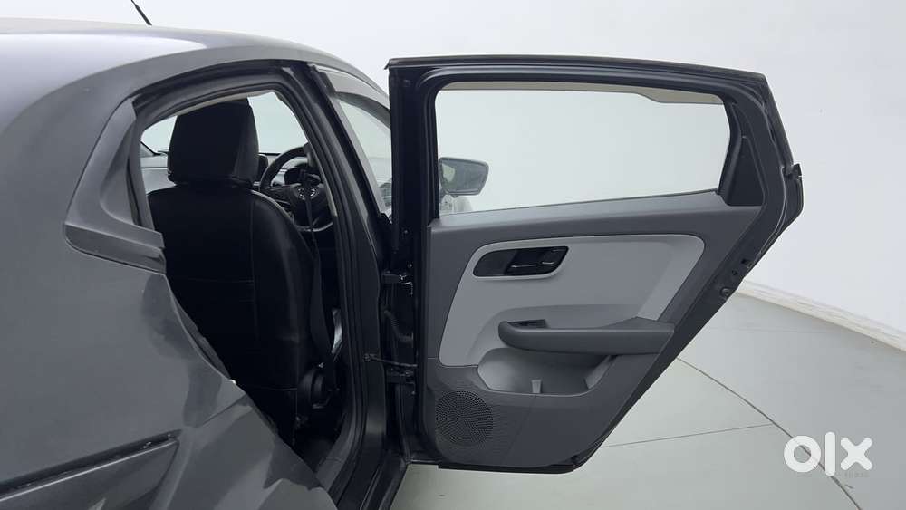 Tata Altroz 1.2 Xt, 2020, Petrol