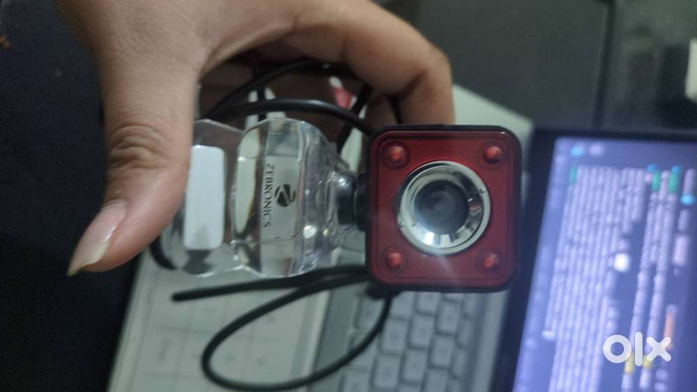 Web camera