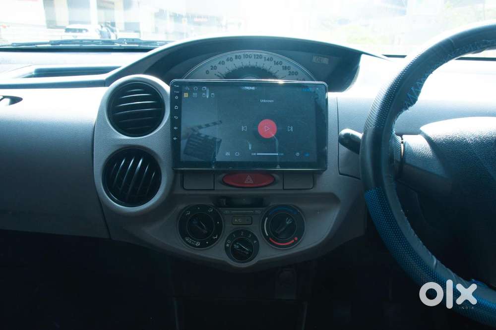 Toyota Etios Liva 2011-2012 G, 2011, Petrol