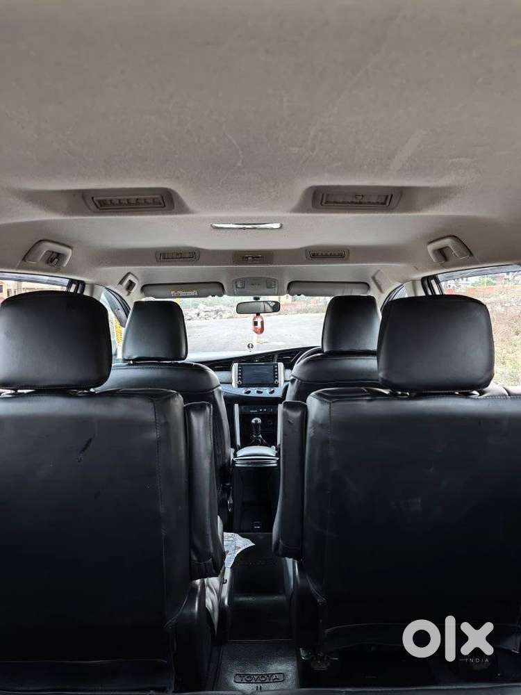 Toyota Innova Crysta [2020-ongoing] 2.4 Gx 7 Str, 2022, Diesel