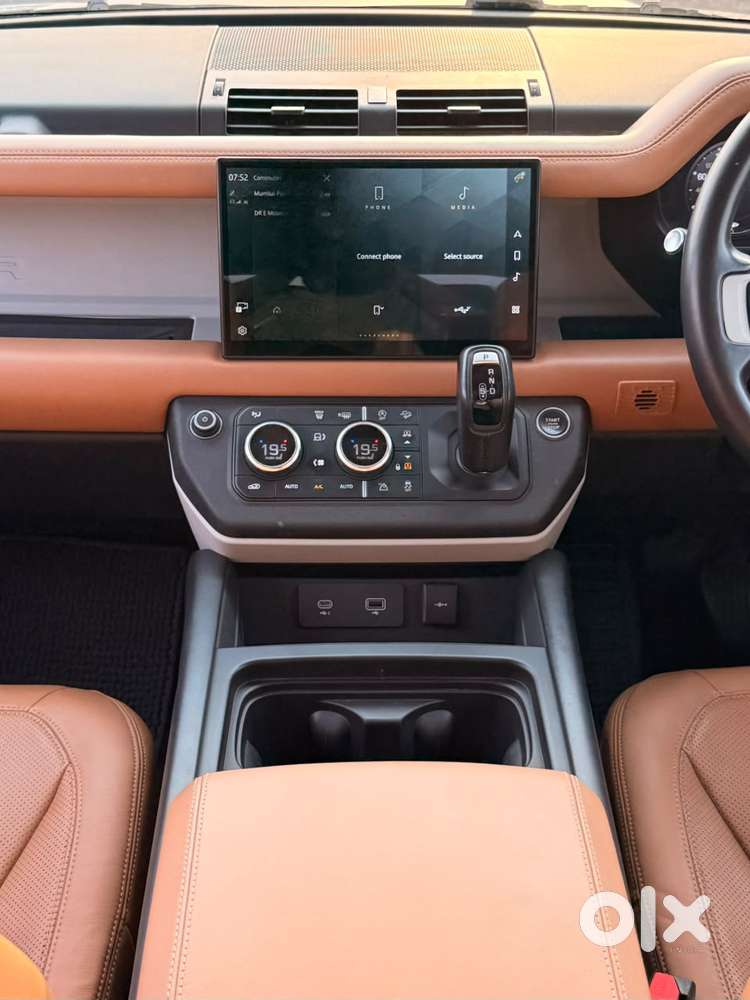 Land Rover Defender 2.0 110 Hse, 2023, Petrol