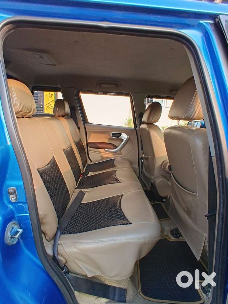Mahindra Tuv 300 Mhawk100 T8, 2017, Diesel