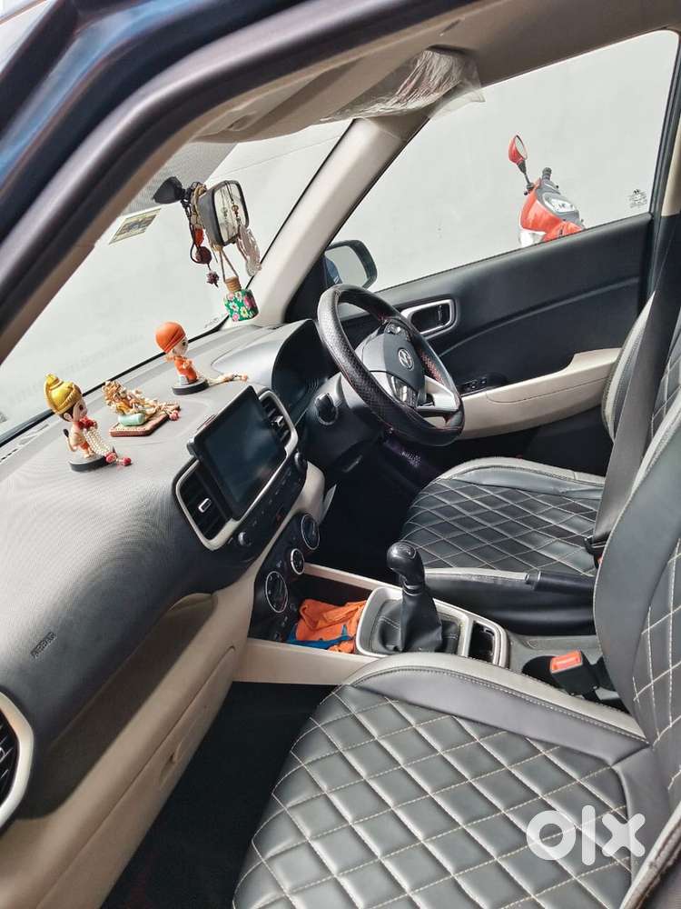 Hyundai Venue Petrol 2023