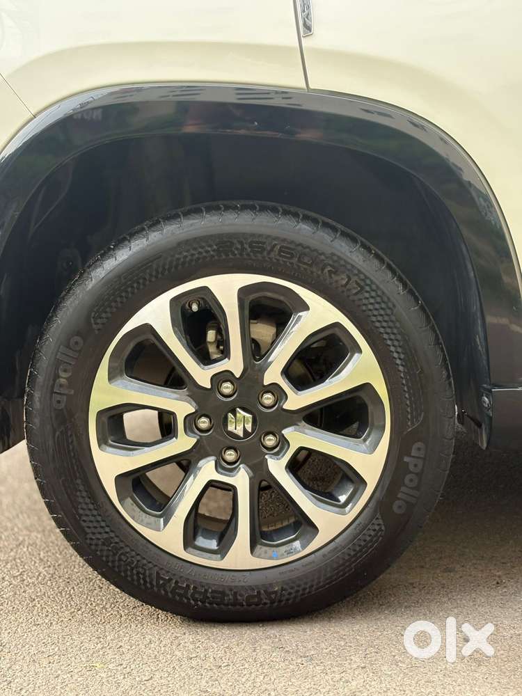 Maruti Suzuki Grand Vitara 1.5 Alpha Plus Intelligent Hybrid Ecvt, 2..