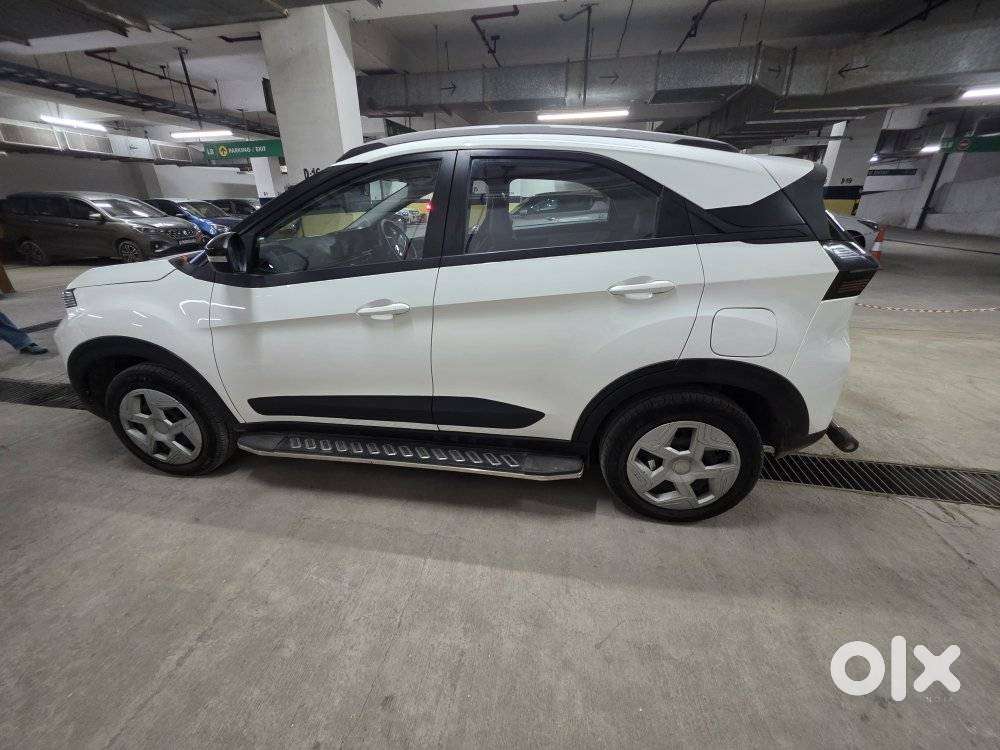 Tata Nexon Creative Plus S 1.2 Revotron Petrol 6 Mt Dt, 2025, Cng & ..