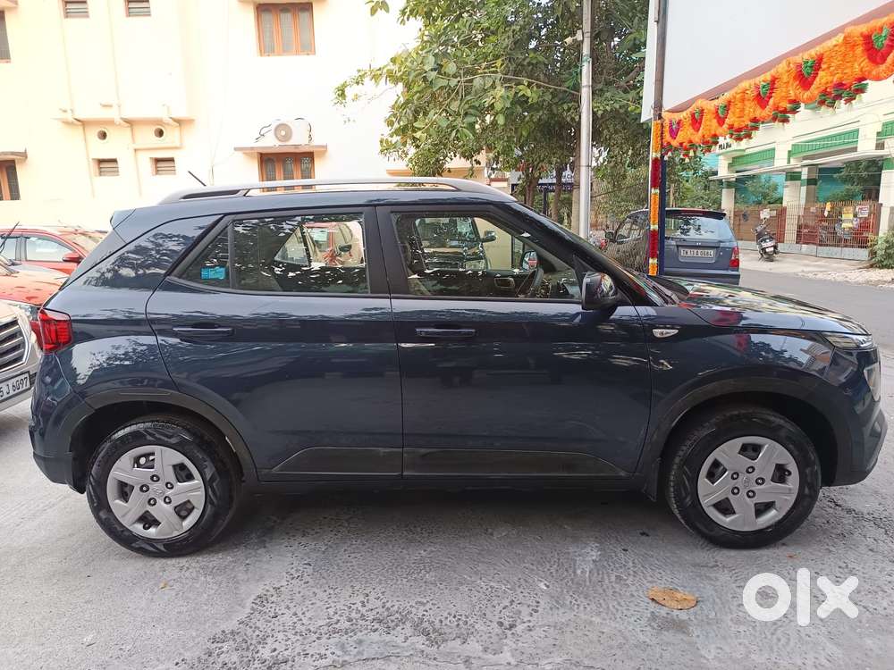Hyundai Venue S, 2019, Petrol