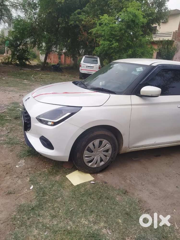 Maruti Suzuki Swift 2025 Cng & Hybrids 52000 Km Driven
