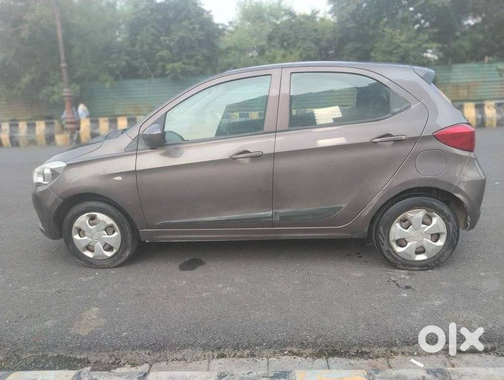 Tata Tiago 1.2 Revotron Xt (o), 2019, Petrol