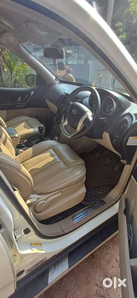 Mahindra Xuv500 2016 Diesel 74000 Km Driven