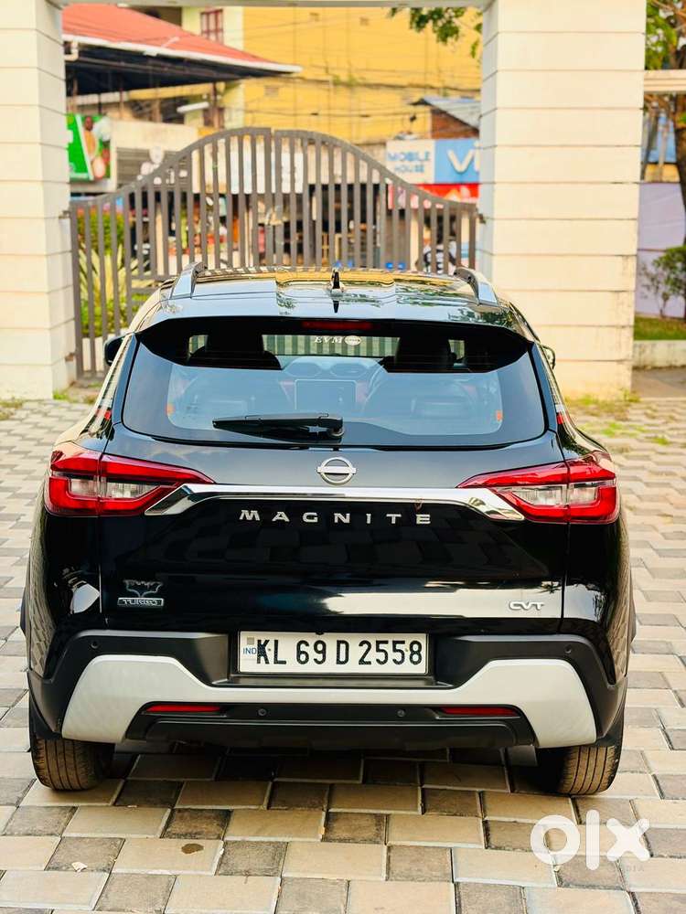 Nissan Magnite Xv Turbo Cvt Red Edition, 2023, Petrol