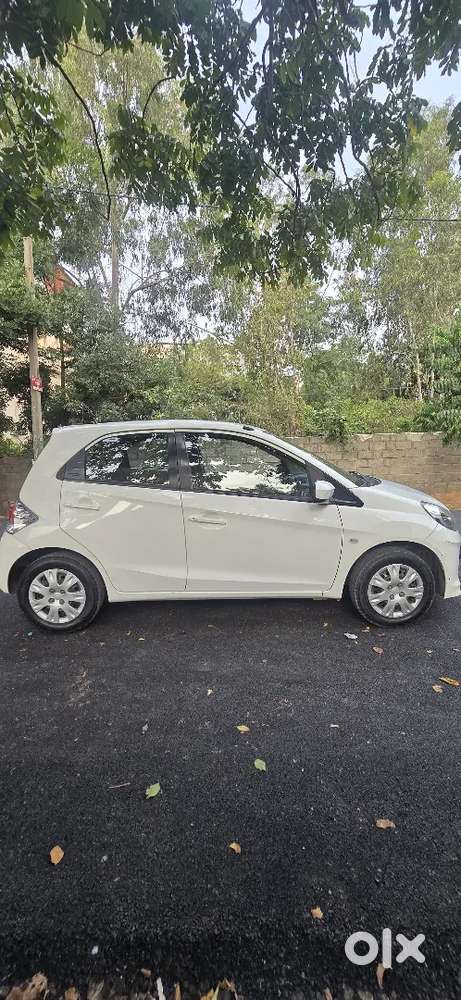 Honda Brio 2012 Petrol Well Maintained
