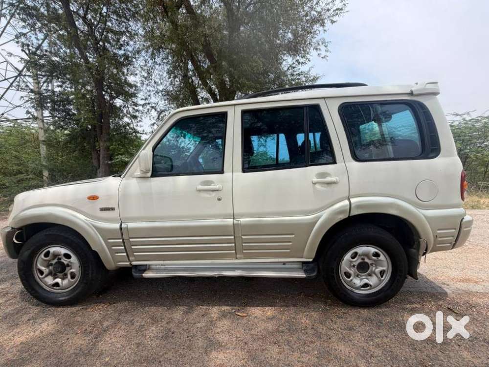Mahindra Scorpio 2006-2009 2.6 Turbo 7 Str, 2005, Diesel