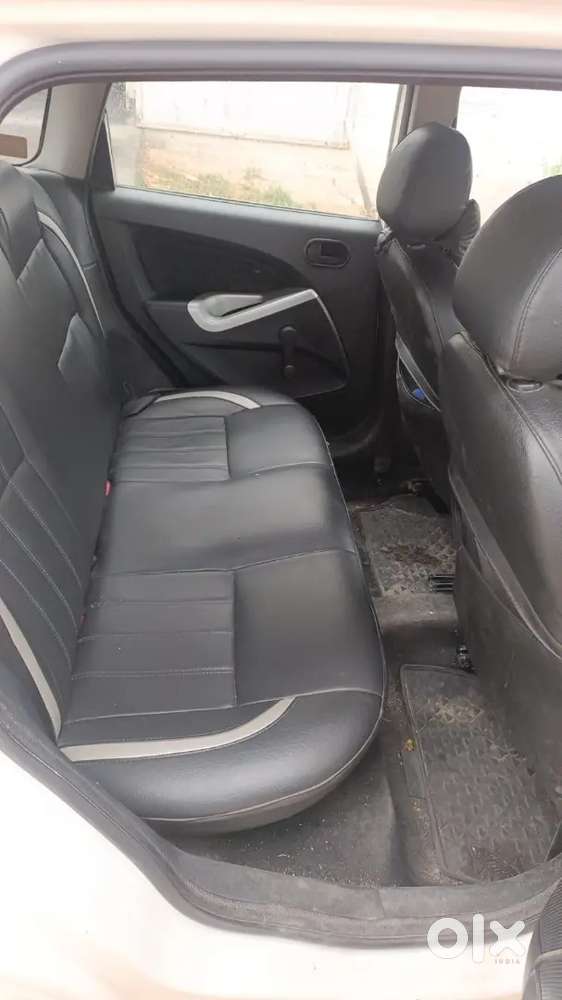 Ford Figo Diesel Zxi 2013