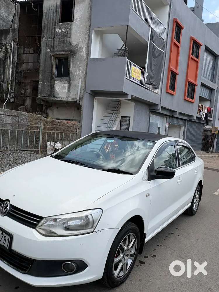 Volkswagen Vento Highline 2012