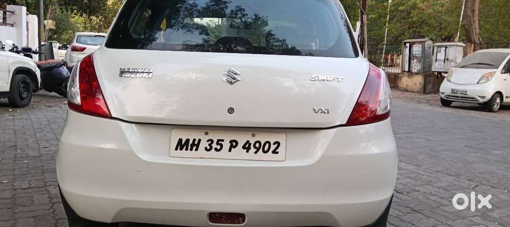 Maruti Suzuki Swift Vxi + Manual, 2014, Petrol