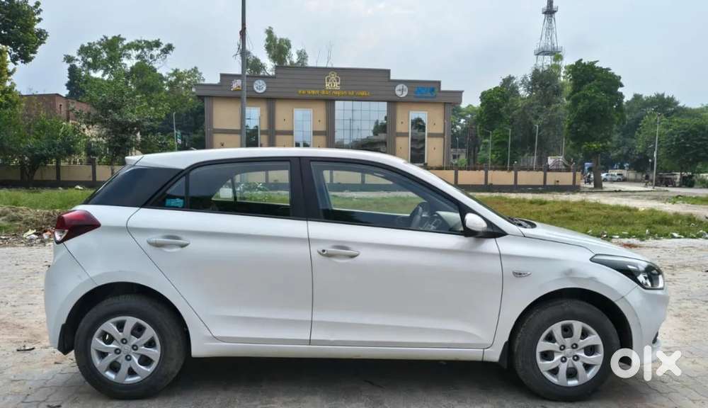 Hyundai Elite I20 [ ] 1.2 Magna Executive, 2017, Petrol