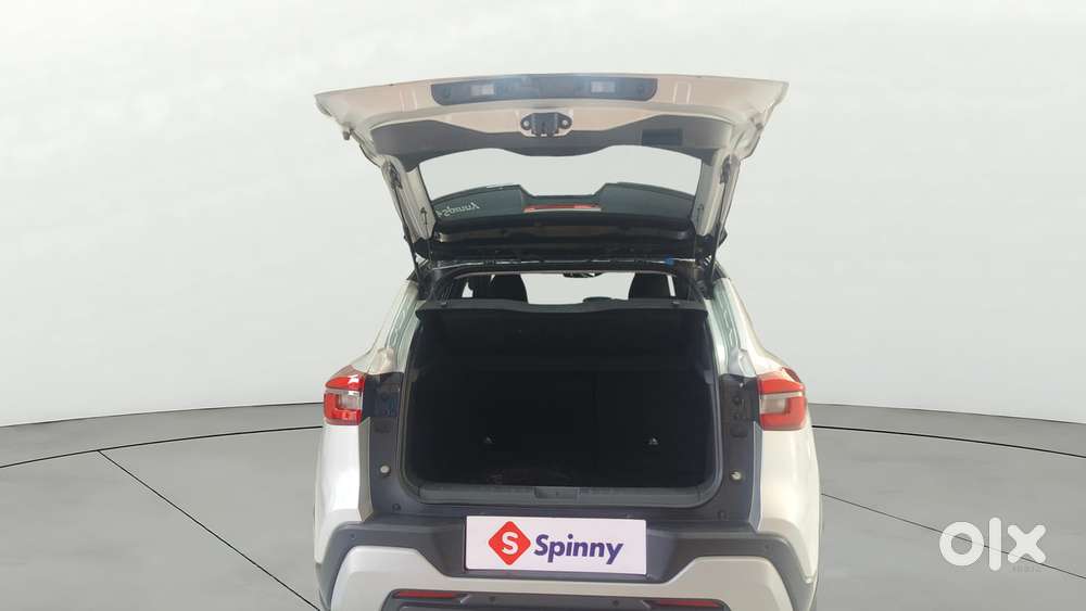 Nissan Magnite 1.0 Xl, 2025, Petrol