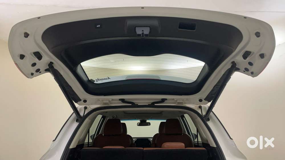 Mg Hector Plus 1.5 Sharp Turbo Cvt 6 Str, 2022, Petrol