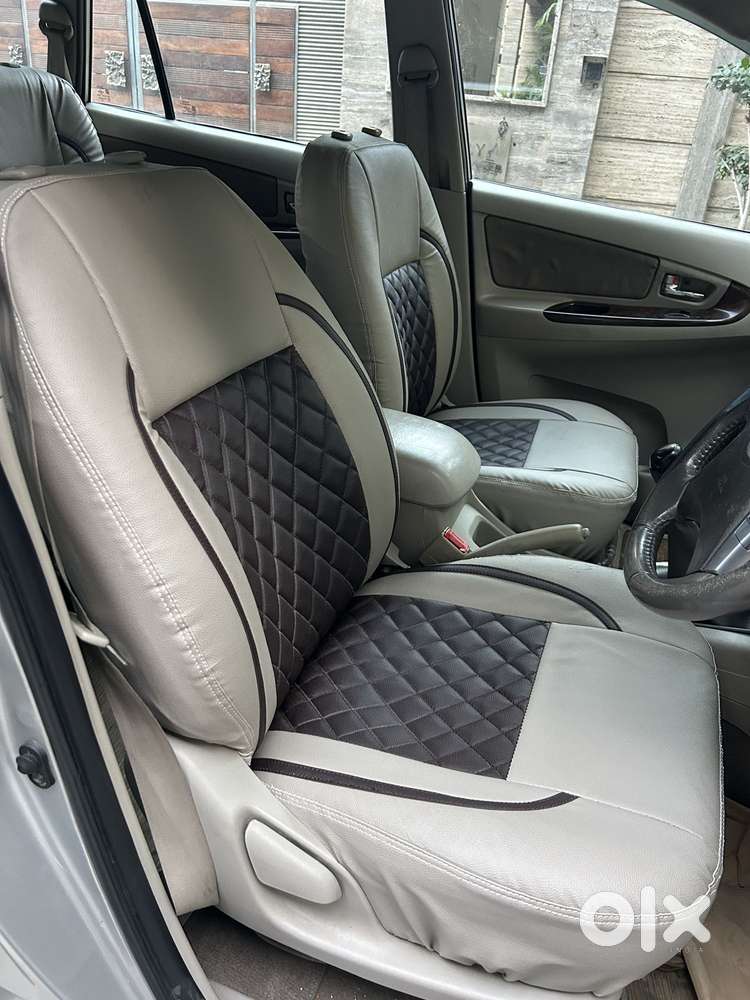 Toyota Innova 2.5 Vx 8 Str Bs-iii, 2014, Diesel
