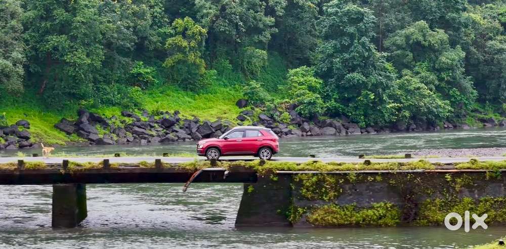 Hyundai Venue 2022 Facelift Imt Petrol Less Driven