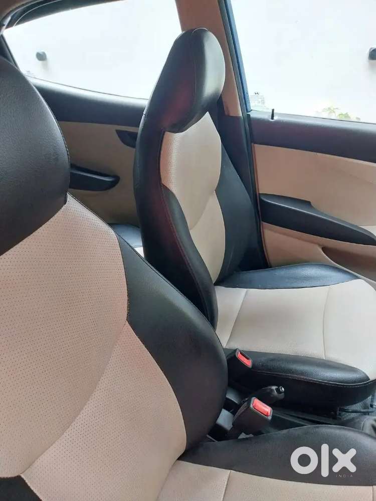 Hyundai Eon Era Plus Top And Model Petrol  2016 Last Fancy Number 1st