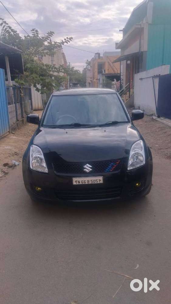 Maruti Suzuki Swift Vxi + Manual, 2010, Petrol