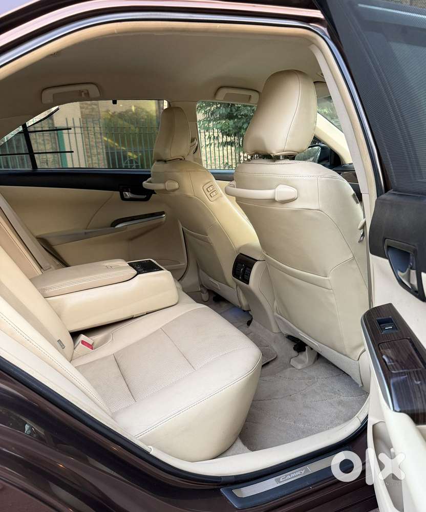 Toyota Camry Hybrid 2.5, 2017, Petrol