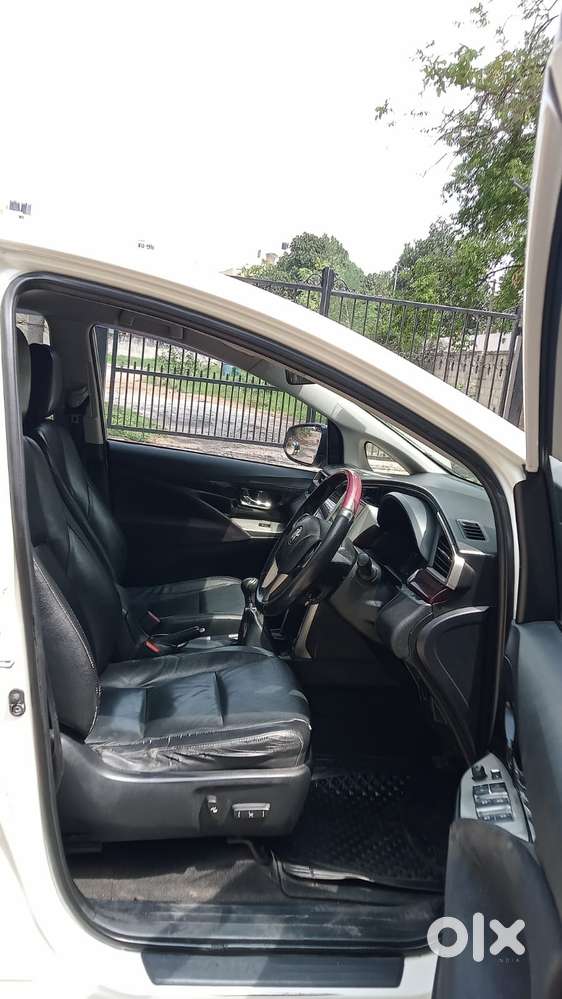 Toyota Innova Crysta 2.4 Z 7 Str, 2016, Diesel