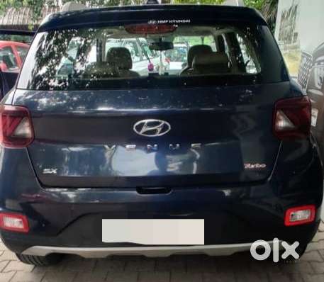 Hyundai Venue Sx+ At, 2020, Petrol
