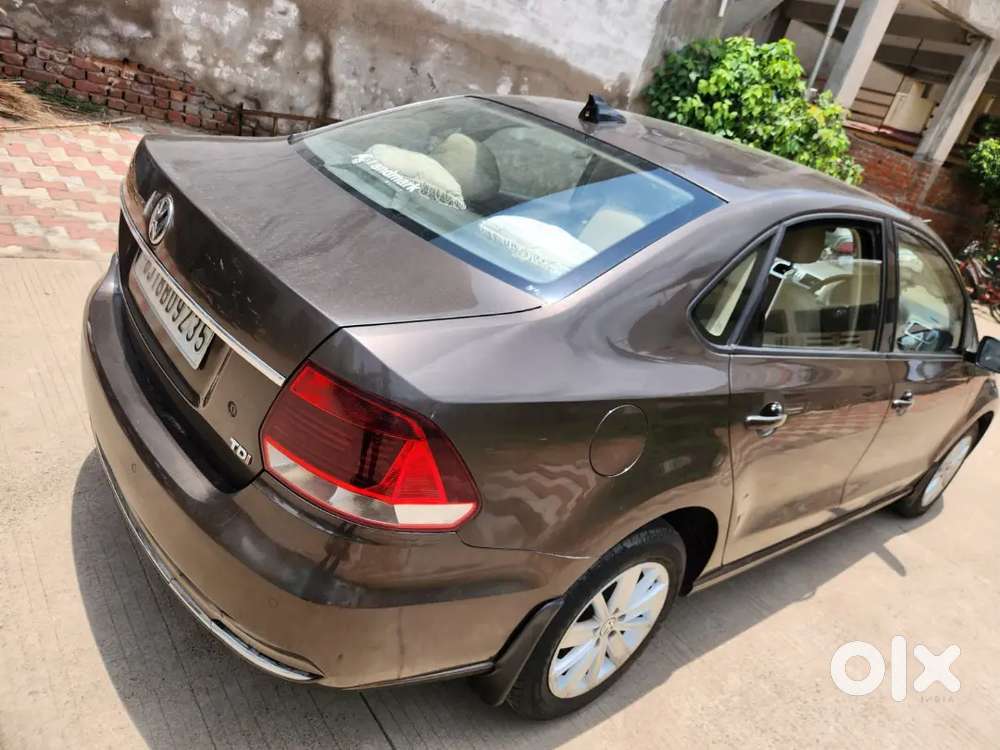 Volkswagen Vento 2015 1.5 Celeste.