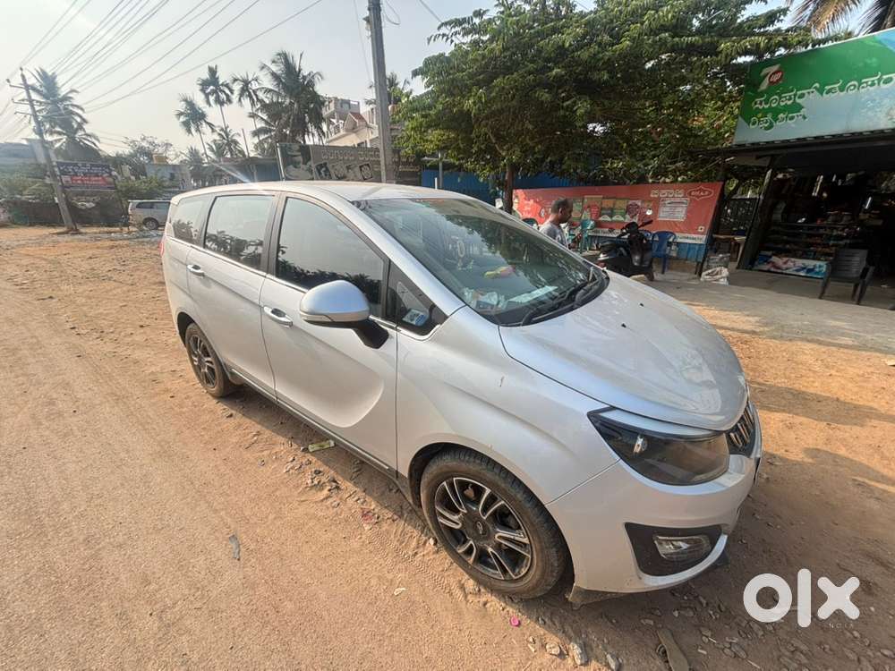 Mahindra Marazzo 2024 Diesel Well Maintained