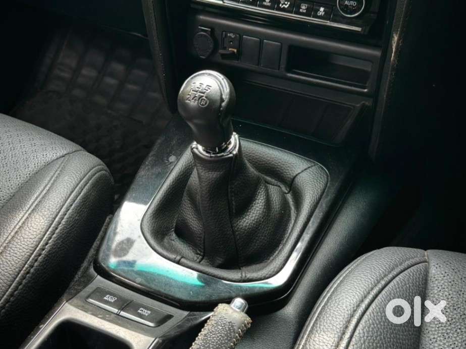 Toyota Fortuner 4x2 Mt 2.7 Petrol, 2017, Petrol