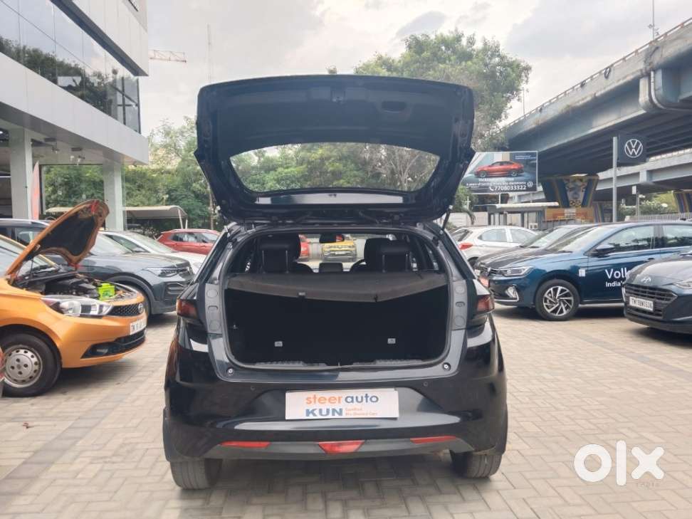 Tata Altroz Xz Plus (s) Dark Edition, 2022, Petrol