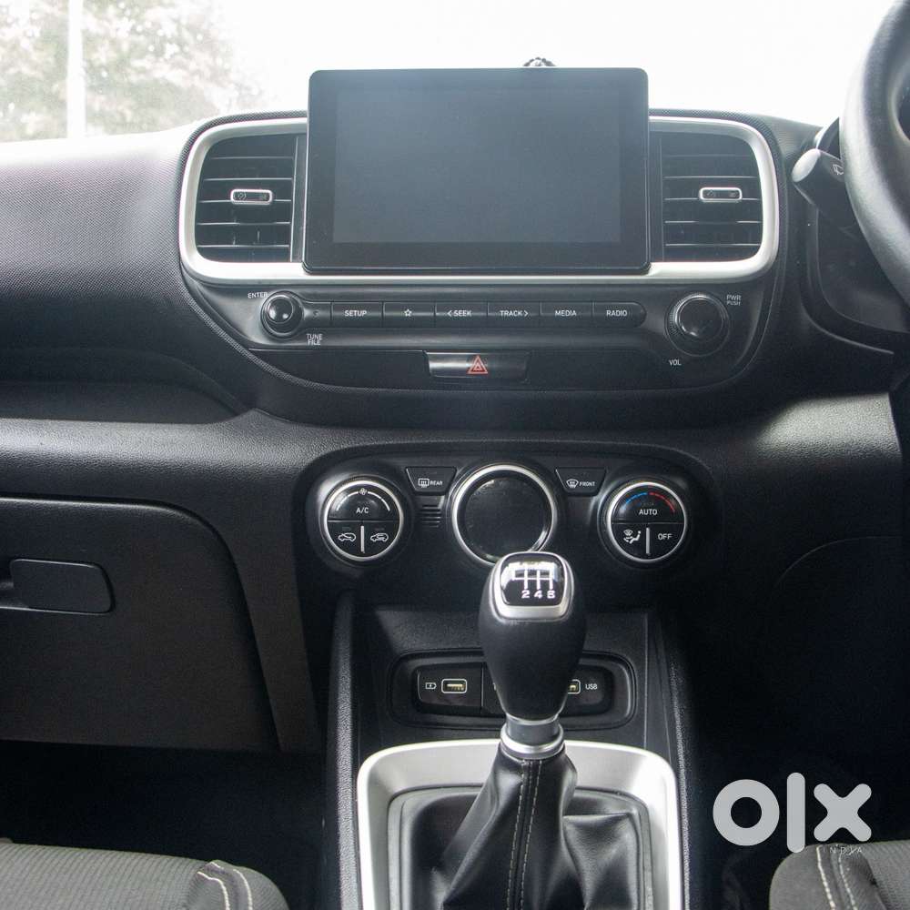 Hyundai Venue Sx Dual Tone Diesel, 2022, Diesel