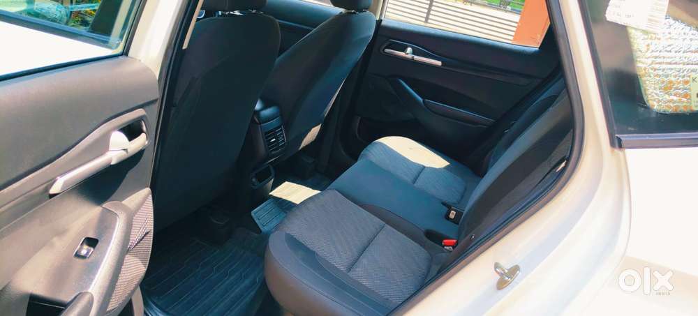 Kia Seltos Htk G, 2022, Petrol