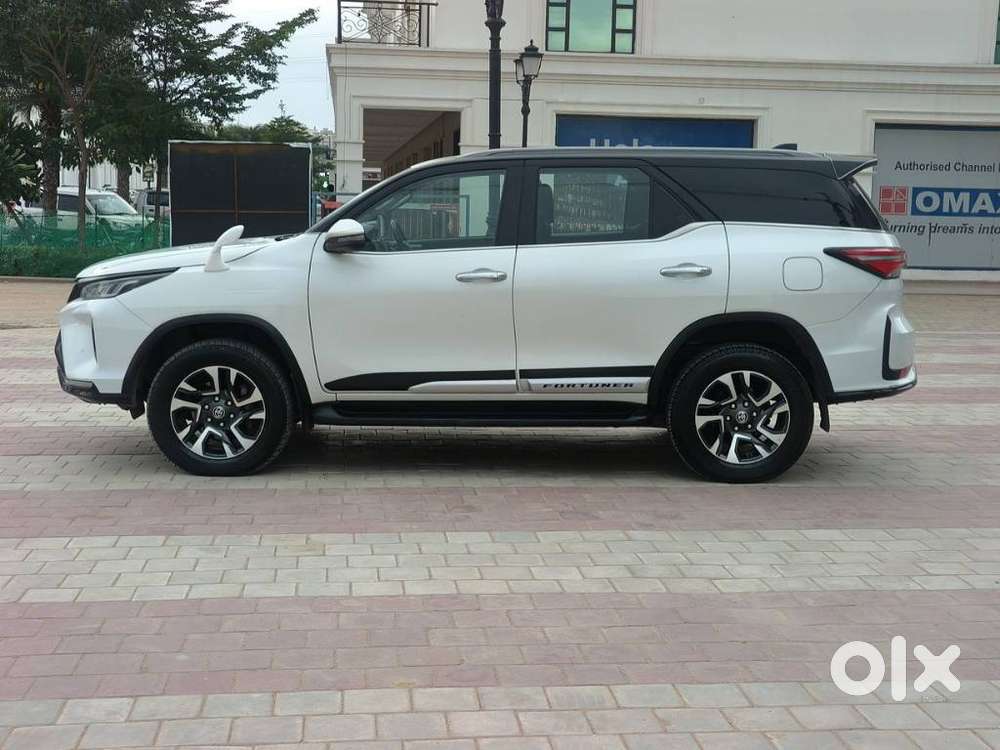 Toyota Fortuner Legender 4x2 At 2.8, 2025, Diesel