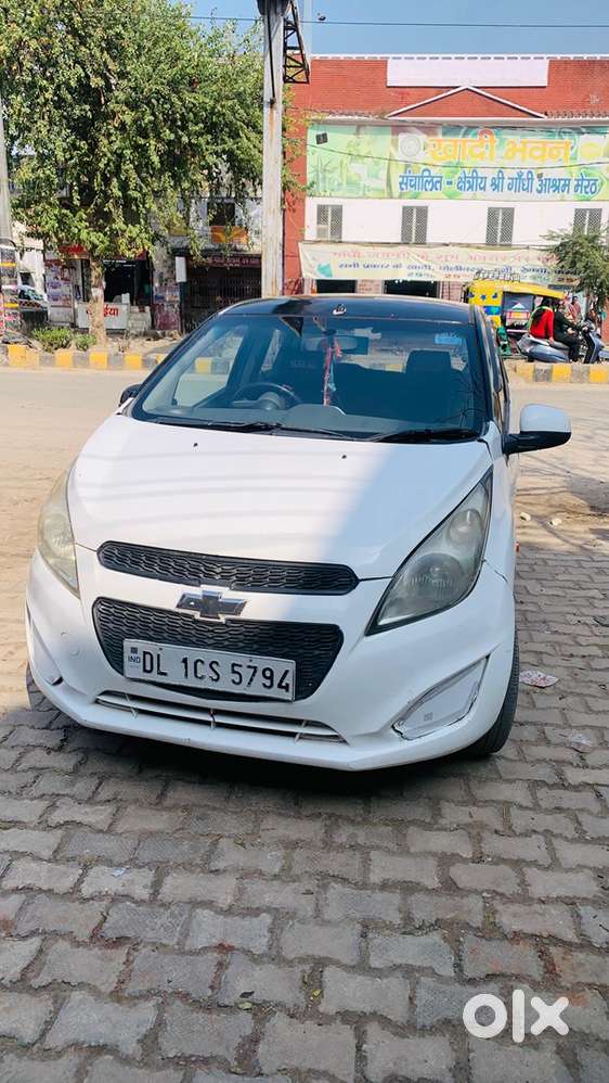 Chevrolet Beat Petrol 2015