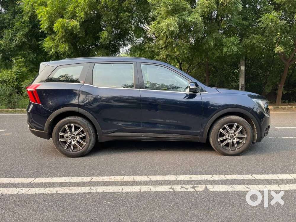 Mahindra Xuv700 2.0 Ax 7 Petrol At Str, 2024, Petrol