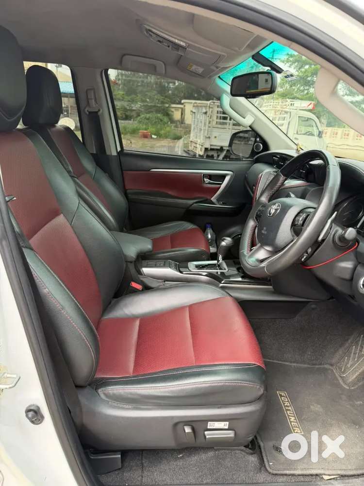 Toyota Fortuner Legender 2023