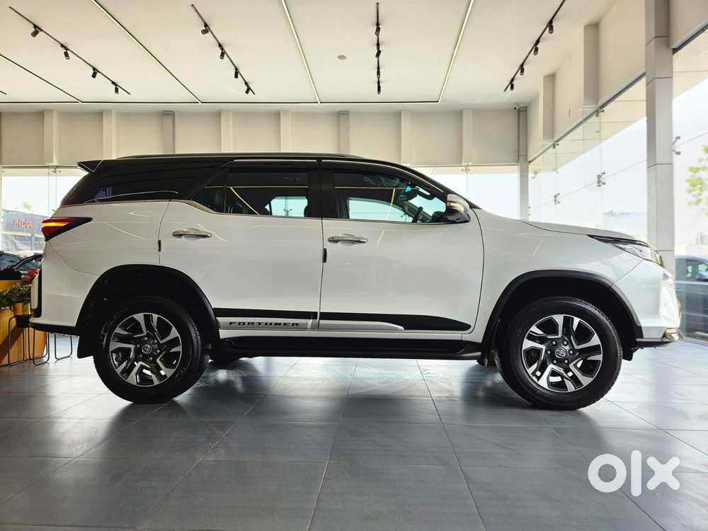 Toyota Fortuner Legender 4x2 At 2.8, 2025, Diesel