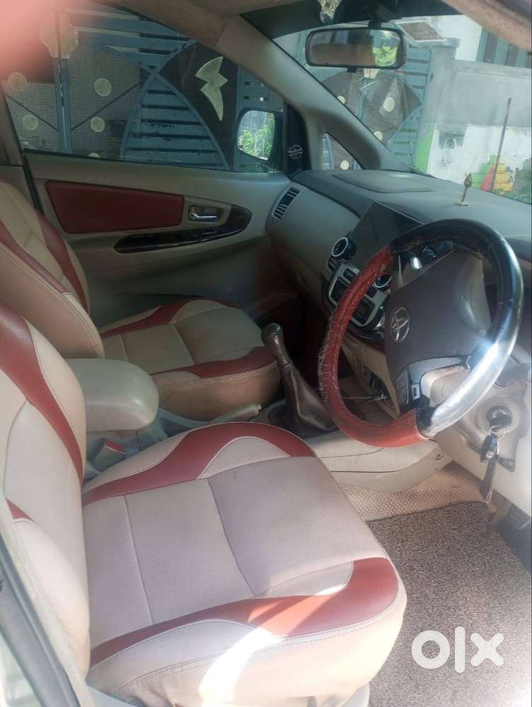 Toyota Innova Diesel 2014
