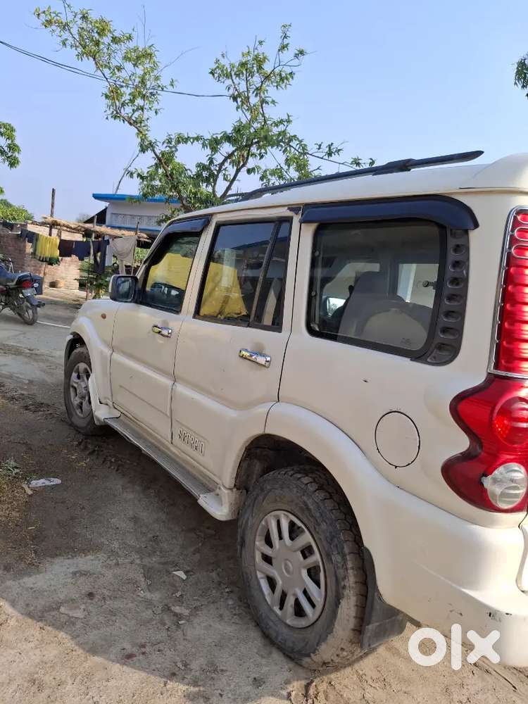 Mahindra Scorpio 2011 Diesel Manual