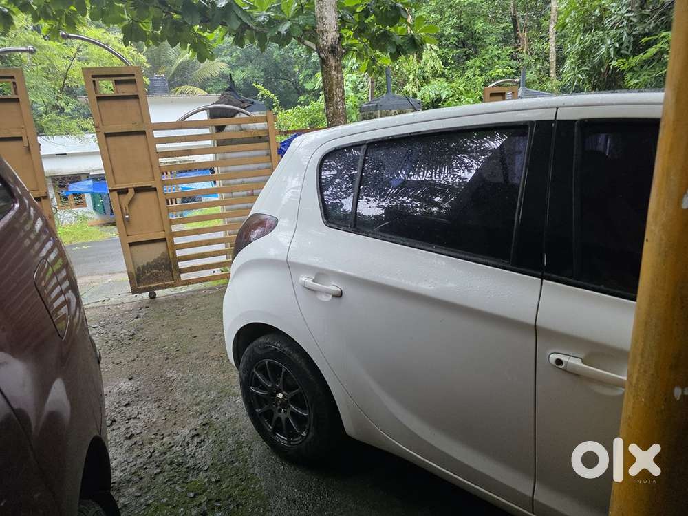 Hyundai I20 Asta 2011 Petrol Automatic